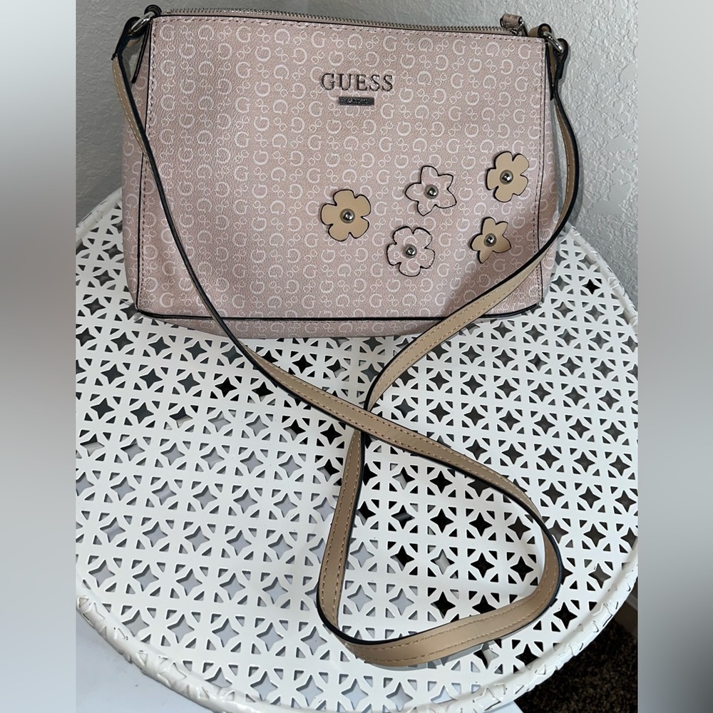 GUESS pink crossbody purse with flower detail